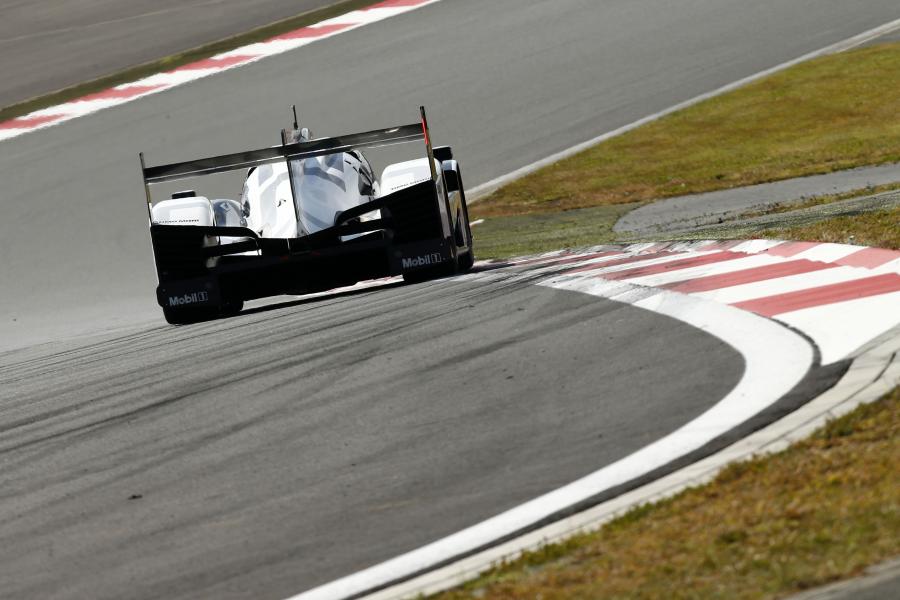  Porsche 919 Hybrid 2015 года  (фото 303 из 481)